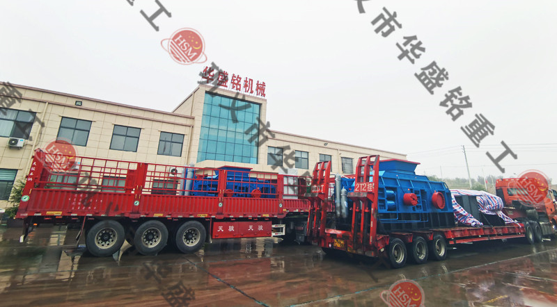 巖石破碎機發貨現場